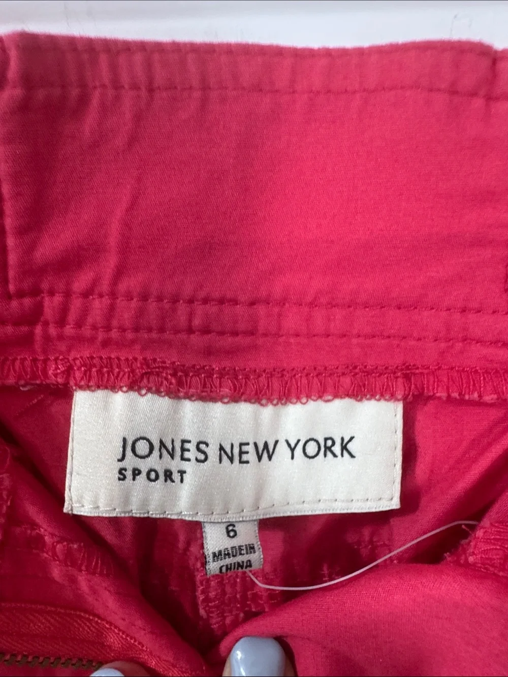 Jones New York Women’s Watermelon Colored Casual Cotton 6-Pocket Shorts - Size 6